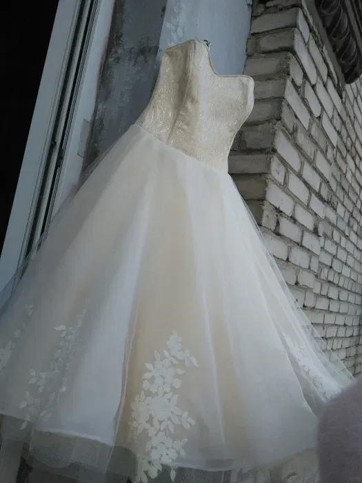 Сукня для особливого випадку. 600 грн.