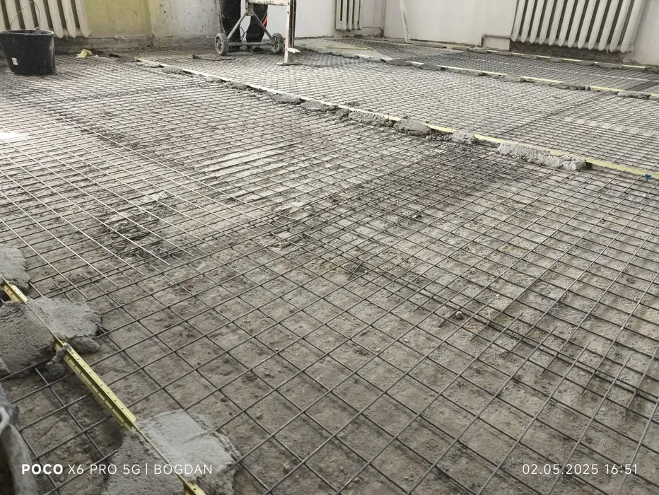 Шпаклівка, шпалери, шпаклівка під фарбування ламінат, фарбування,