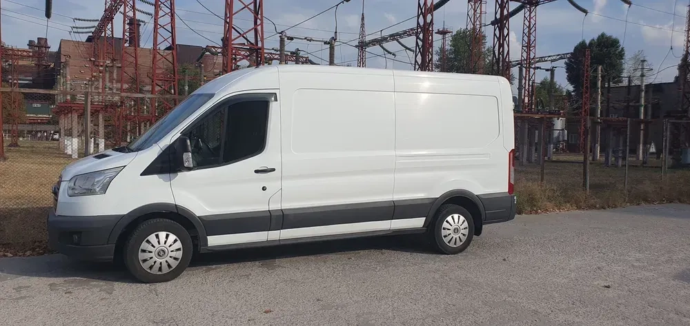 Довгостроково грузовий авто/бус Ford Transit 2015р