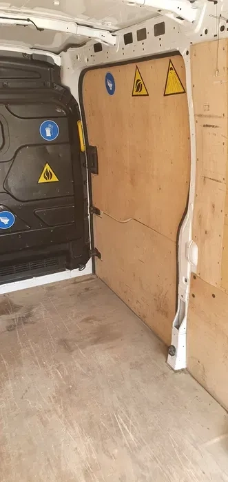 Довгостроково грузовий авто/бус Ford Transit 2015р