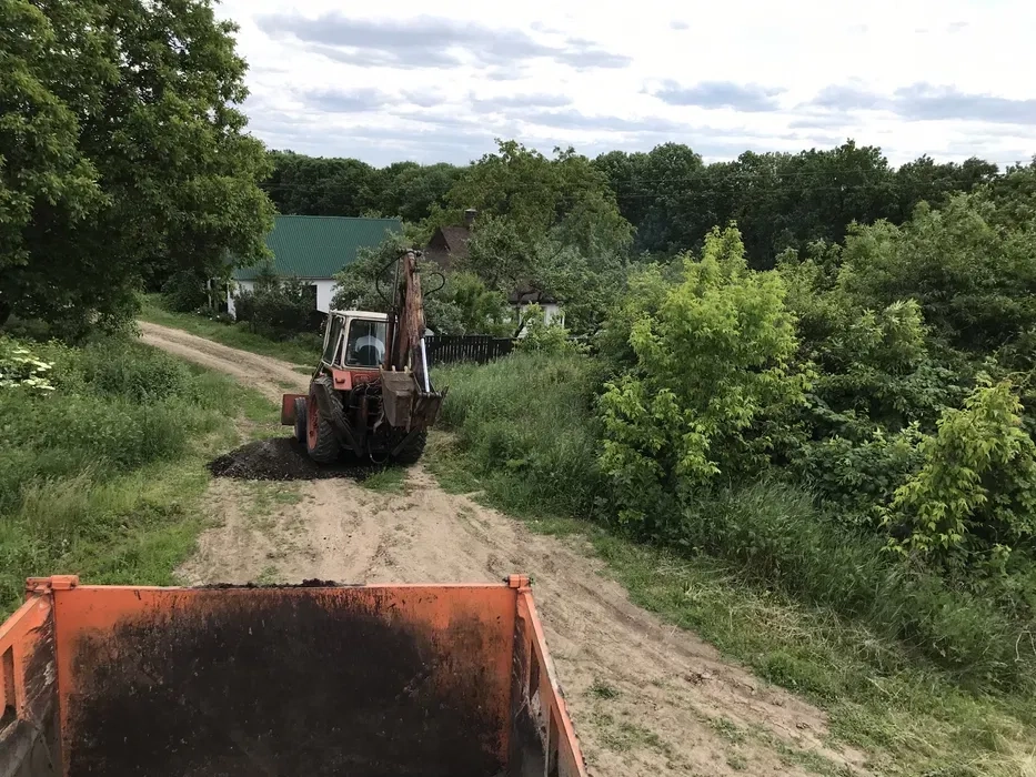 Екскаватор - м.Валки