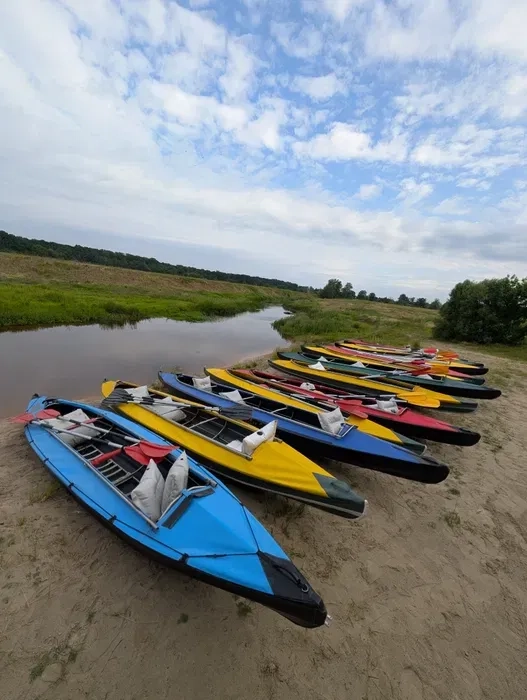 Байдарки та туристичне сполучення