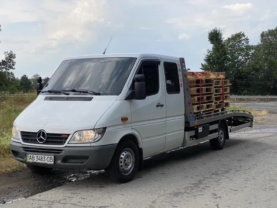 Послуги евакуатора по всій Україні 24/7