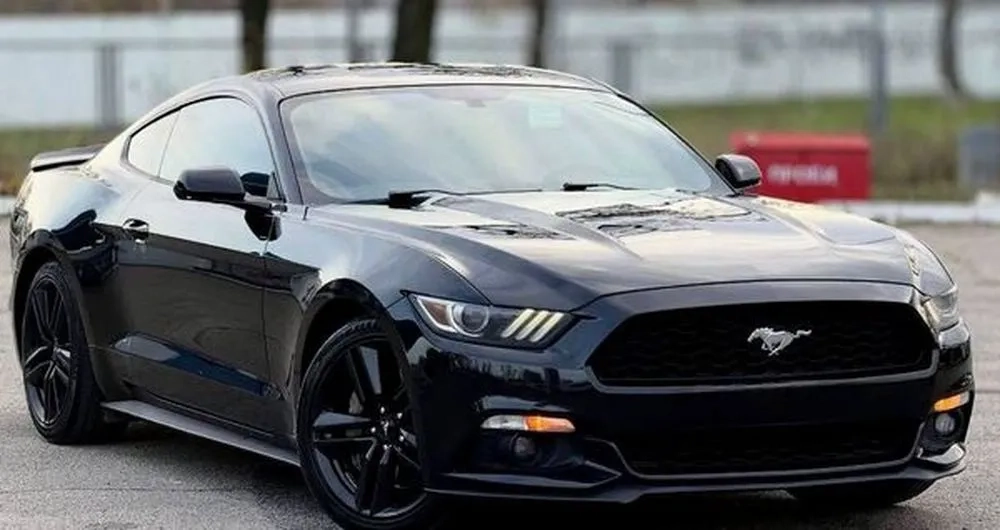 393 Ford Mustang GT чорний без водія або з водієм київ
