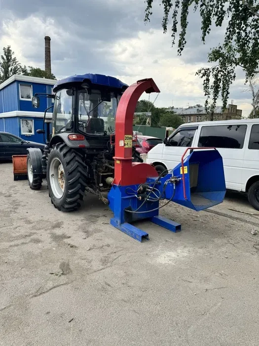 Послуги Дробілки Гілок на Базі Трактора. Потужне Обладнання для Вашої Ділянки та Лісу!