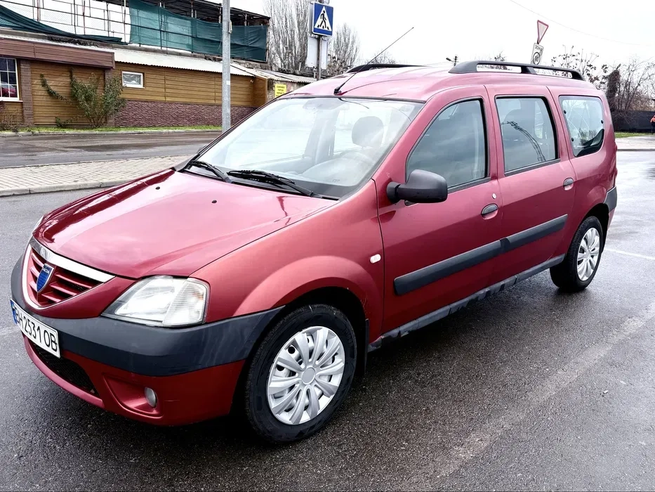 Авто Dacia logan MCV газ-бензин