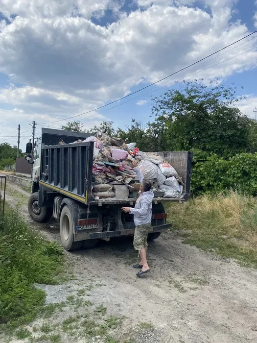 Вивіз будівельного сміття мотлоху КамАЗ Зил Газон