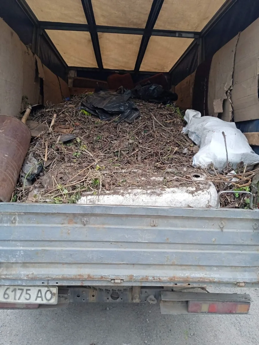 Вивіз старої меблі, Вивіз мотлоху, Вивіз сміття, Вивіз вікон, Вывоз Мусора Днепр, Вывоз строительного мусора Газель, Камаз