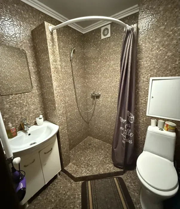 Затишна квартира подобово житло апартаменти термальний басейн