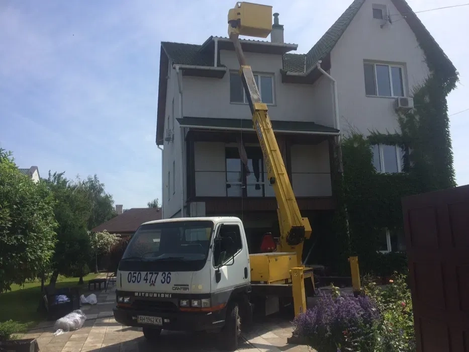 Послуги Автовишки: Робоча Висота Від 17 до 35 Метрів.