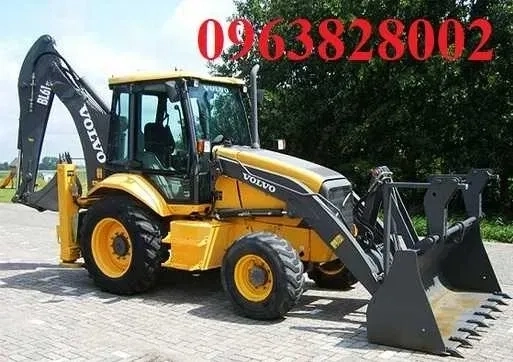 Екскаватор навантажувач колісний