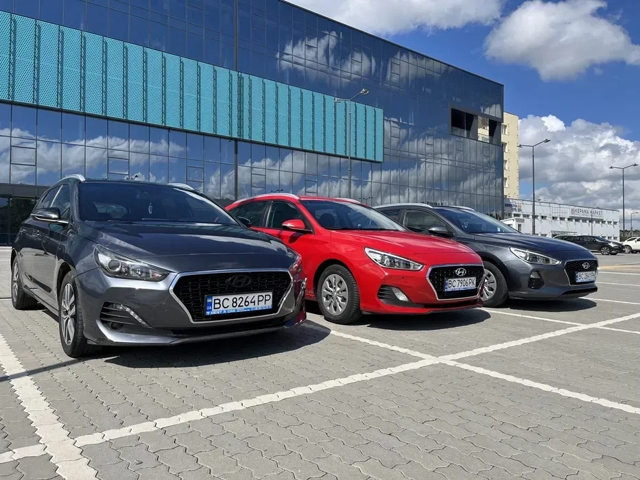 Авто Hyundai під таксі
