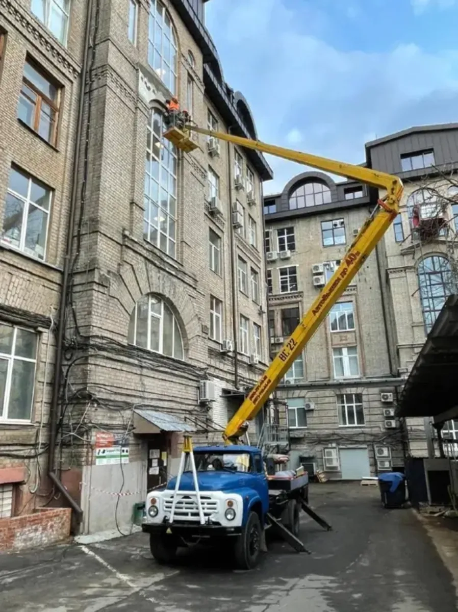 Послуги автовишки колінчастої 22 метри