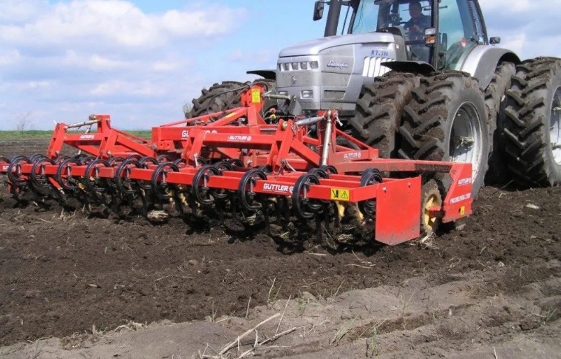 Культиватор — якісний обробіток поля