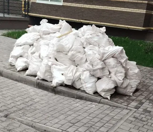 Вивіз будівельного сміття та різного хламу