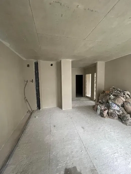 Машинна штукатурка у Львові — гіпсова та цементно-вапняна