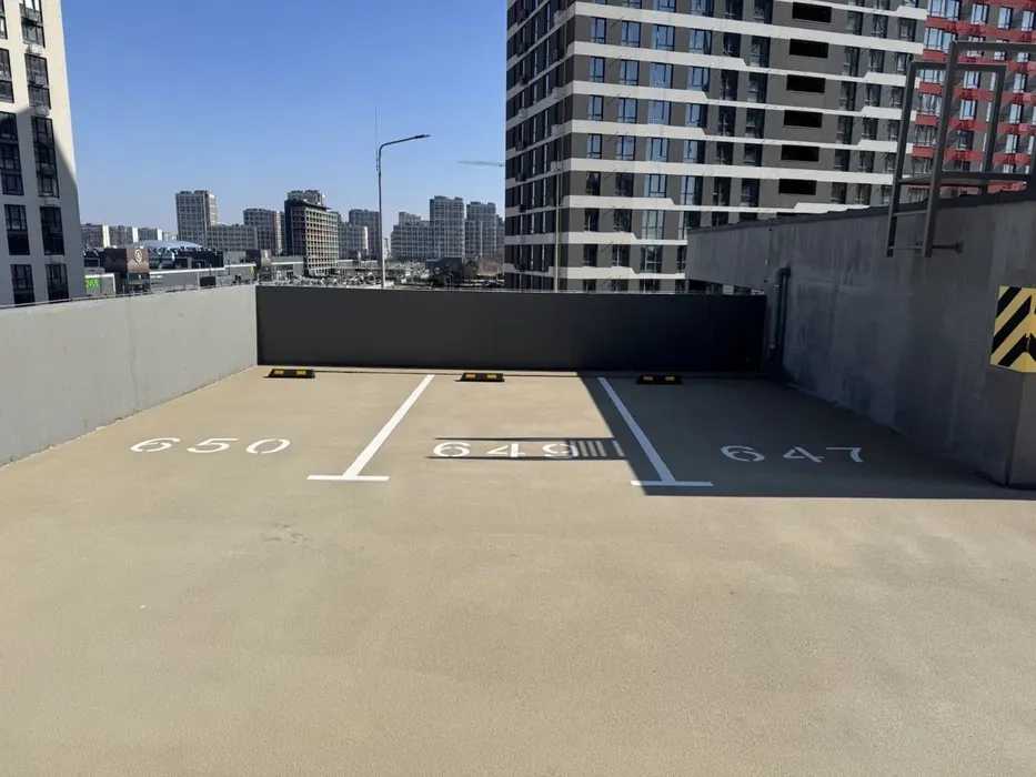 Паркомісце в ЖК Варшавський плюс