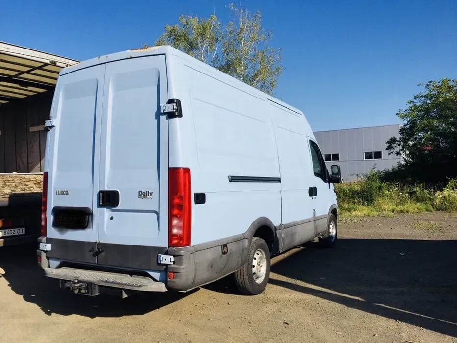 Вантажні Перевезення Цілодобово. Переїзд Без Пауз.