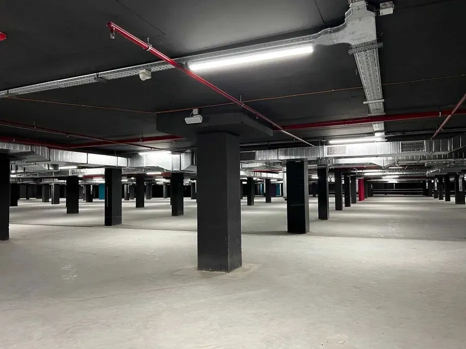 Парко-місце: зручне та безпечне