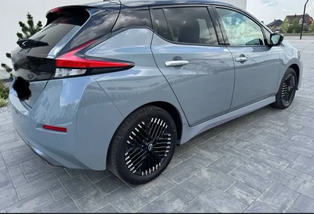 Nissan Leaf 400 km запас ходу