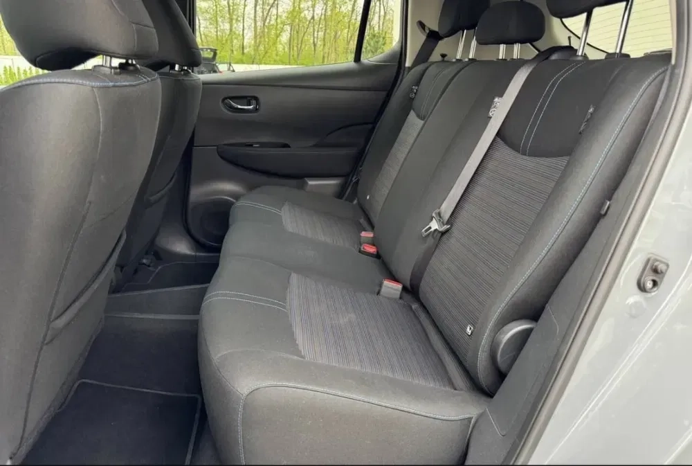 Nissan Leaf 400 km запас ходу