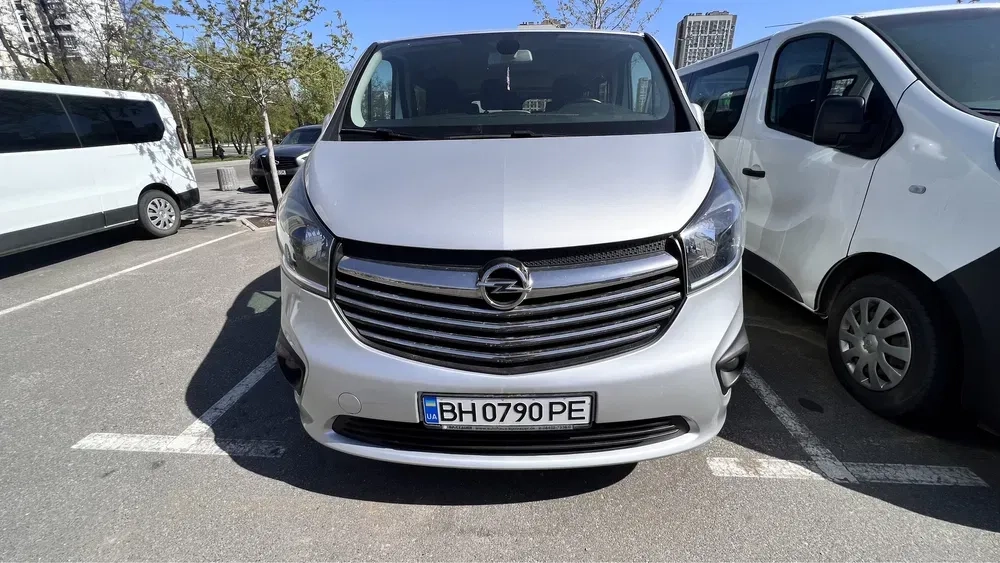 Автобус Opel з викупом