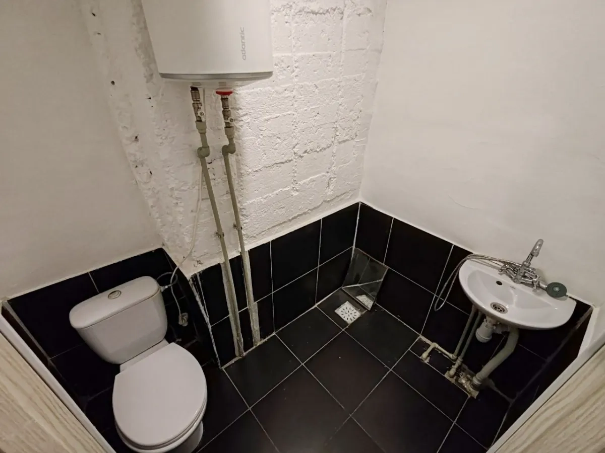 Здається кімната 17м2 у бомбосховищі