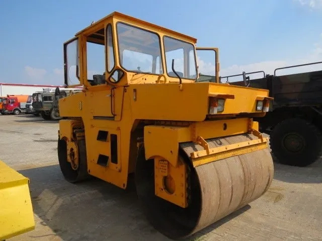 Віброкаток HAMM-DV 8