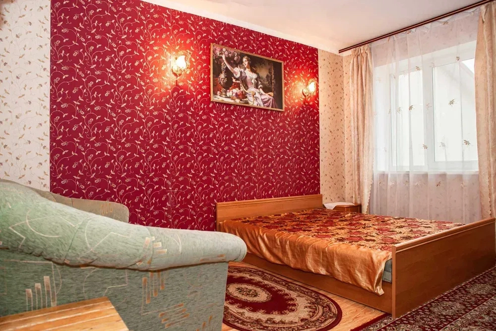 Апартаменти в центрі міста біля нижнього бювету мінеральних вод