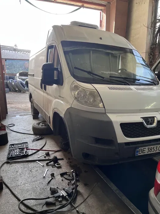 СТО, чистка форсунок, ремонт двигателя, замена ГРМ, сцепления, масла.