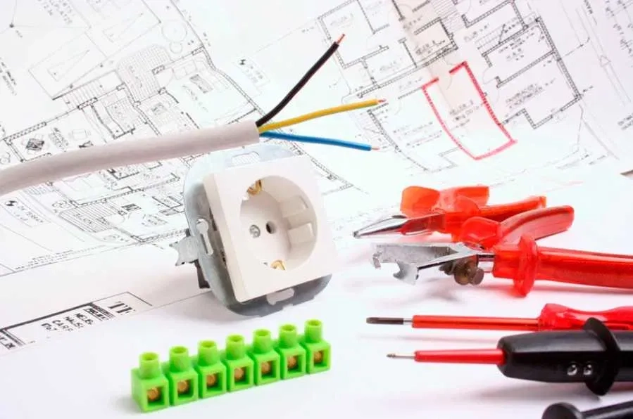 Електромонтажні роботи, Послуги електрика. Встановлення джерела безперебійного живлення