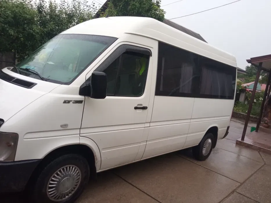 Комфортні пасажирські перевезення по Україні та Європі: надійно вчасно