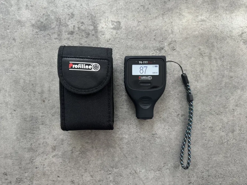 Товщиномір для детальної перевірки кузова автомобіля без ризиків