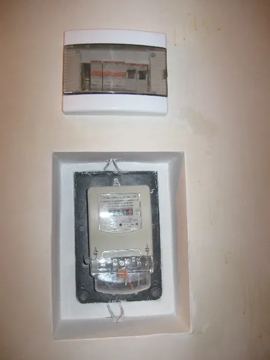 Послуги електрика. Електромонтаж у вашому житлі.