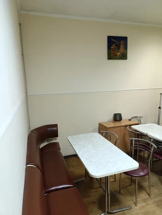 Пропонується нежитлове офісне приміщення 18,5