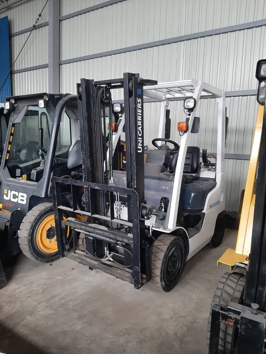 Навантажувач газовий NISSAN