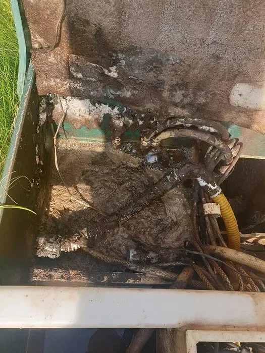 Ручне ЧИЩЕННЯ ЗЛИВНИХ ЯМ чищення вигрібних ям