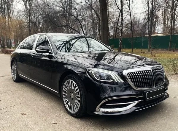 395 Maybach S Class у Києві на весілля