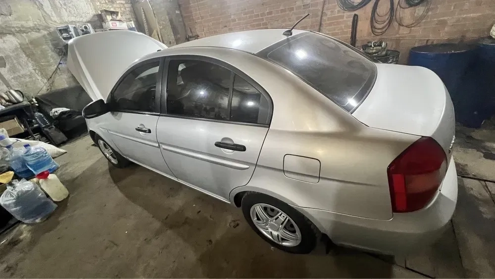 Авто! Хюндай акцент!