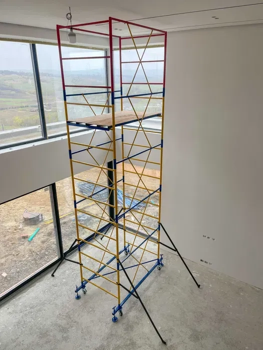 Вишка тура будівельна