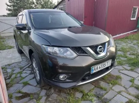 Автомобіль Nissan X-trail