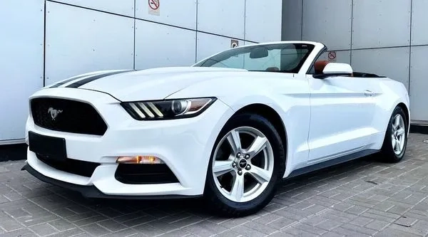 280 Кабріолет на весілля Ford Mustang GT білий 