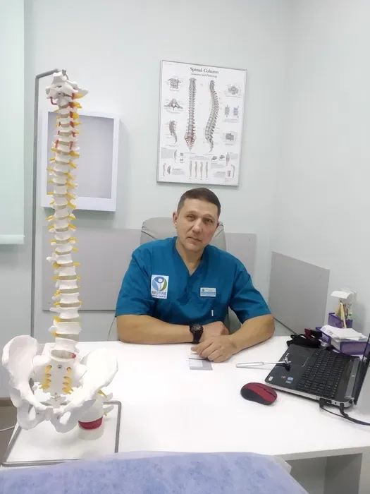 Лікувальний масаж. Електофорез.Тейпи.Дошка Євмінова.Голки.