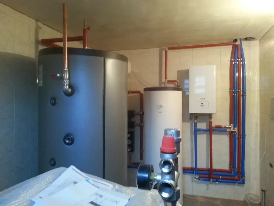 Послуги сантехніка: Вода під ключ та чистка бойлерів!