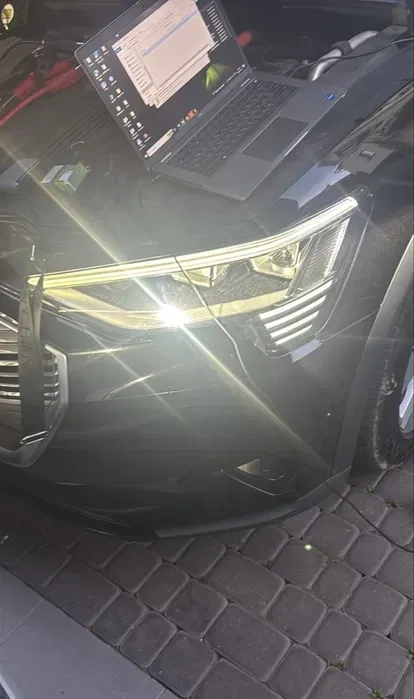 Активація CarPlay Audi e-tron,активація матричних фар,динамічні поворотники