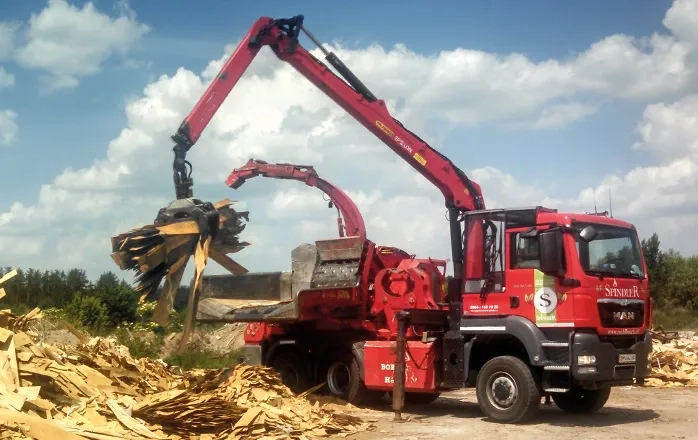 Подрібнювач деревини на щепу Eschlbock Biber-84 MAN