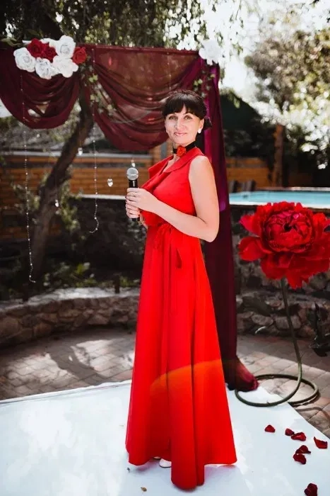 Ведуча, ведуча, тамада а також діджей на весілля, ювілей, 1 рік!