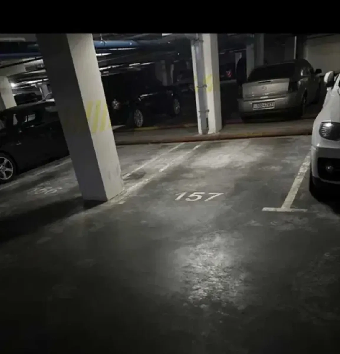 Паркінг, підземне паркомісце (Березняки ) Шумского 1в