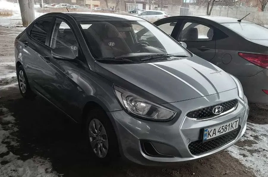 Авто в таксі та для особистих цілей