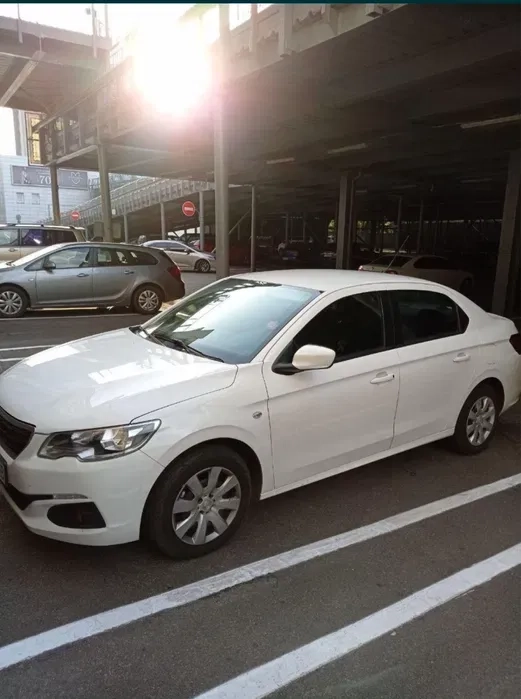 Авто Без бренда Pegeuot 301 Bolt/Uklon Comfort